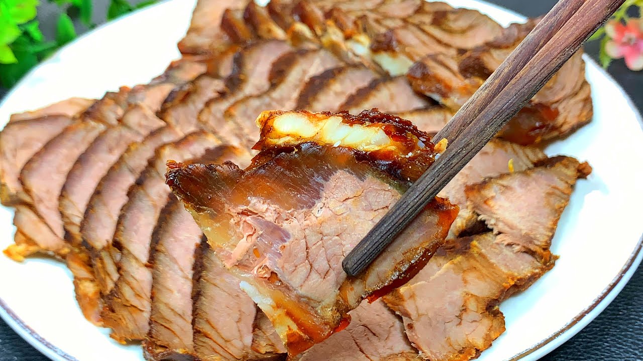 牛肉直接放醬油裏泡壹天，味道比鹿肉還香，醬香濃郁全家人都愛吃【劉姐櫥房 Magic Food】#鹵牛肉