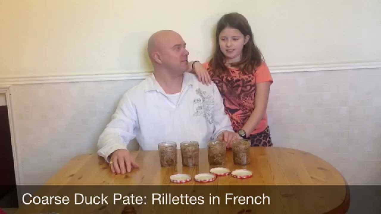 French Duck pate: les rillettes.