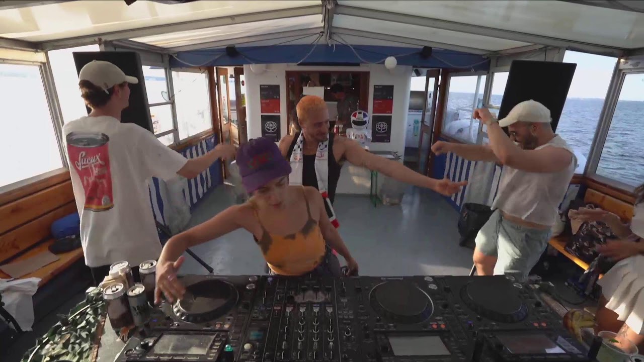 Radio Panini Boat Party w/ DJ JM b2b Lucky Lube (21.07.24)