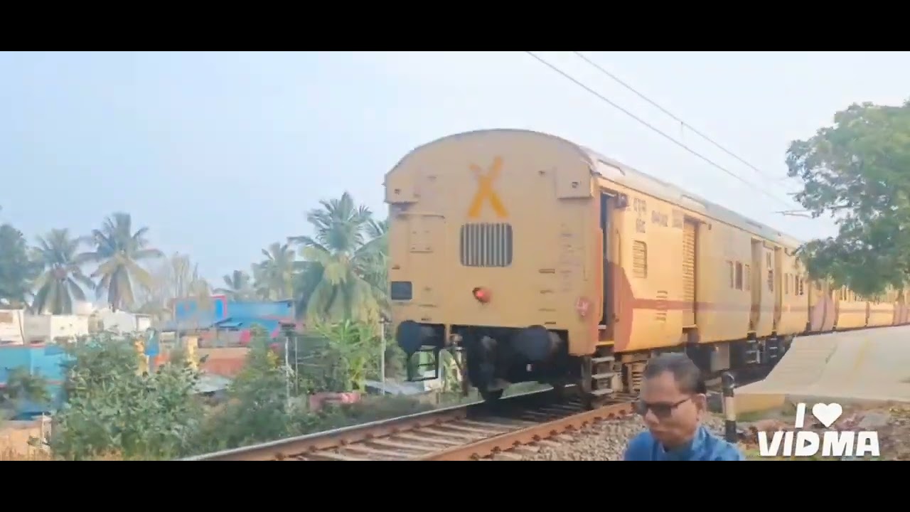 SAME TRAIN POWERED BY SAME NUMBERED LOCOMOTIVE FOR 2 WEEKS