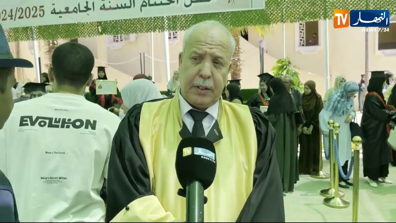 جامعة عمار ثليجي بالاغواط تحتفي بتخرج 56 طبيبا