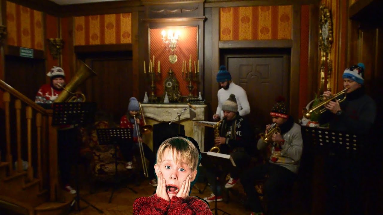 Fila - Lala - życzenia Bożonarodzeniowe 2021 - Somewhere in my Memory-Home Alone (Kevin sam w domu)
