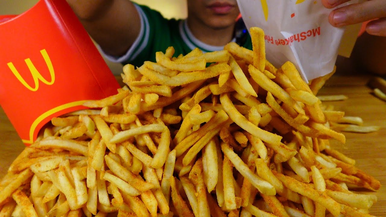 MCDONALDS MCSHAKER FRIES BBQ FLAVOR MUKBANG (No Talking) *Crunchy Sounds*