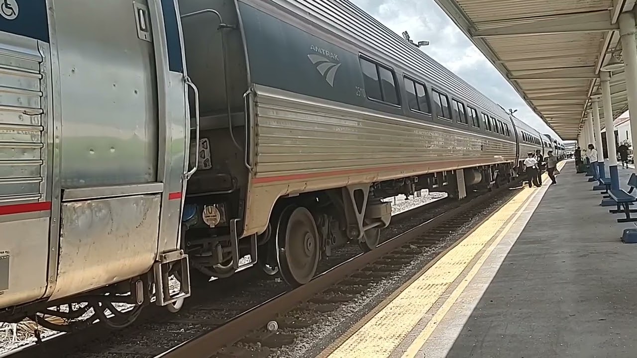 Railfaning Auburndale and Lakeland and Winter Heaven Amtrak Station