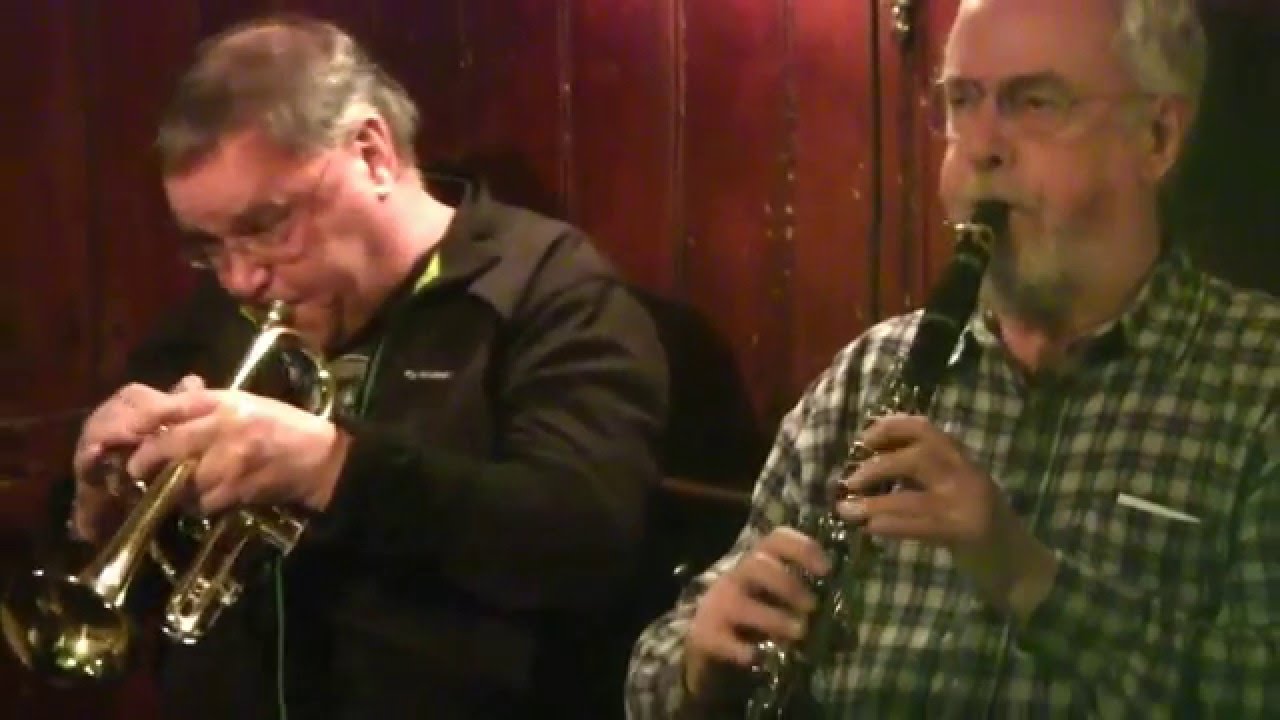 MY BLUE HEAVEN (Walter Donaldson/George A Whiting), by Helge Kaj's Trio With Friends - December 2015