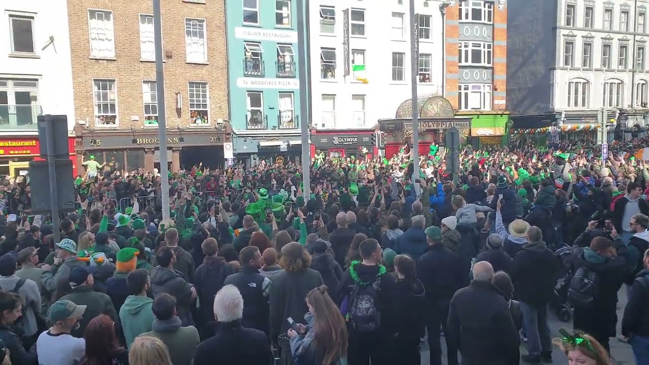Happy St Patrick's Eve LIVE stream   from Dublin Ireland. St Patrick's Festival Parade  ☘️ 🇮🇪