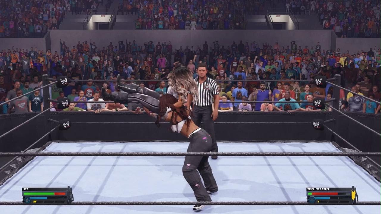 Trish Stratus vs. Lita (WWE Women's Championship)