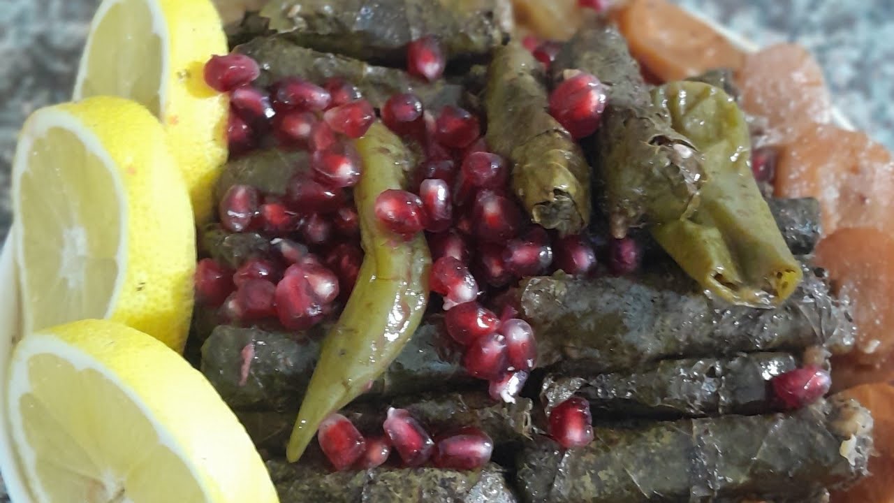 ورق عنب بزيت.يلانجي رااائعة رح تحبوها كتير.
