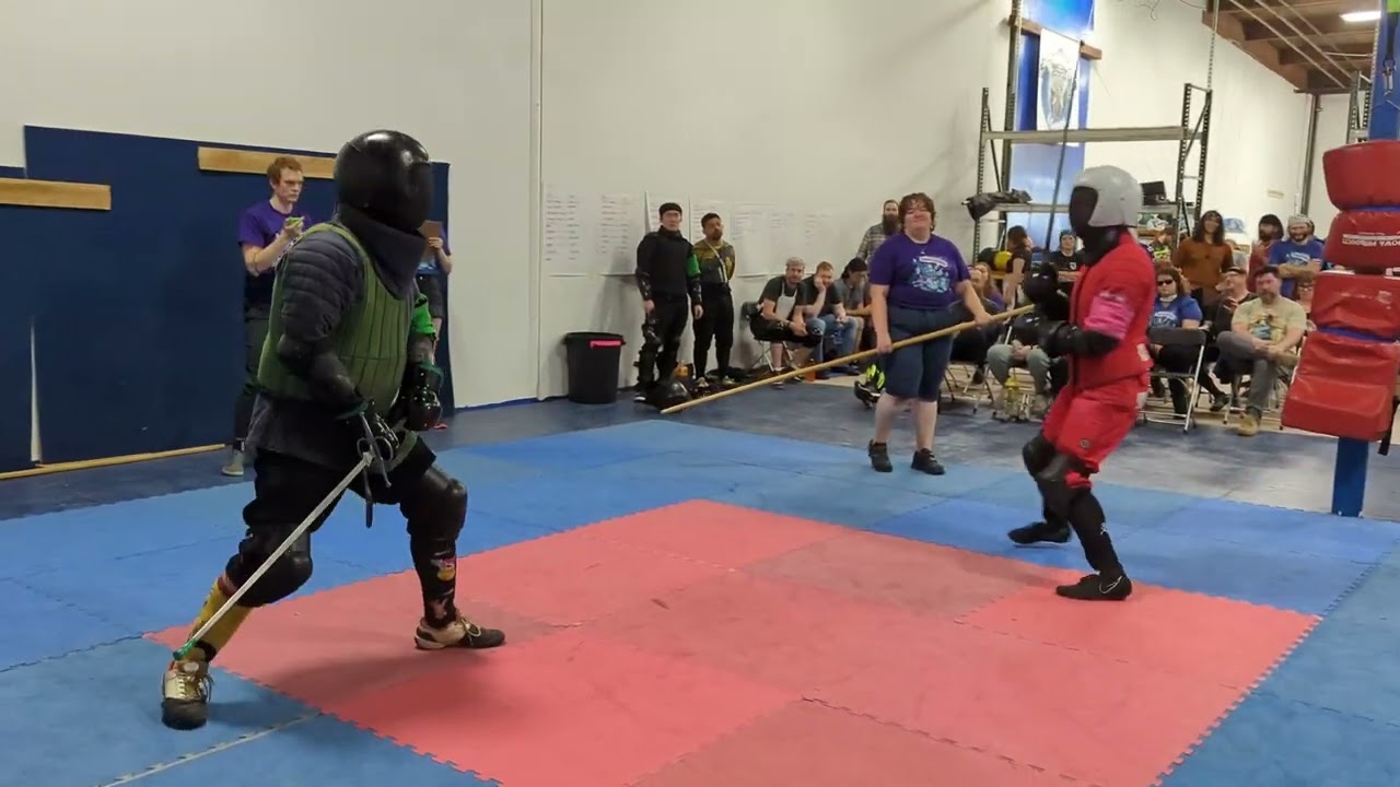 Swordsquatch 2024 Open Steel Longsword Pool E Match 5 -  Iris Garcia vs Moe Chojecki