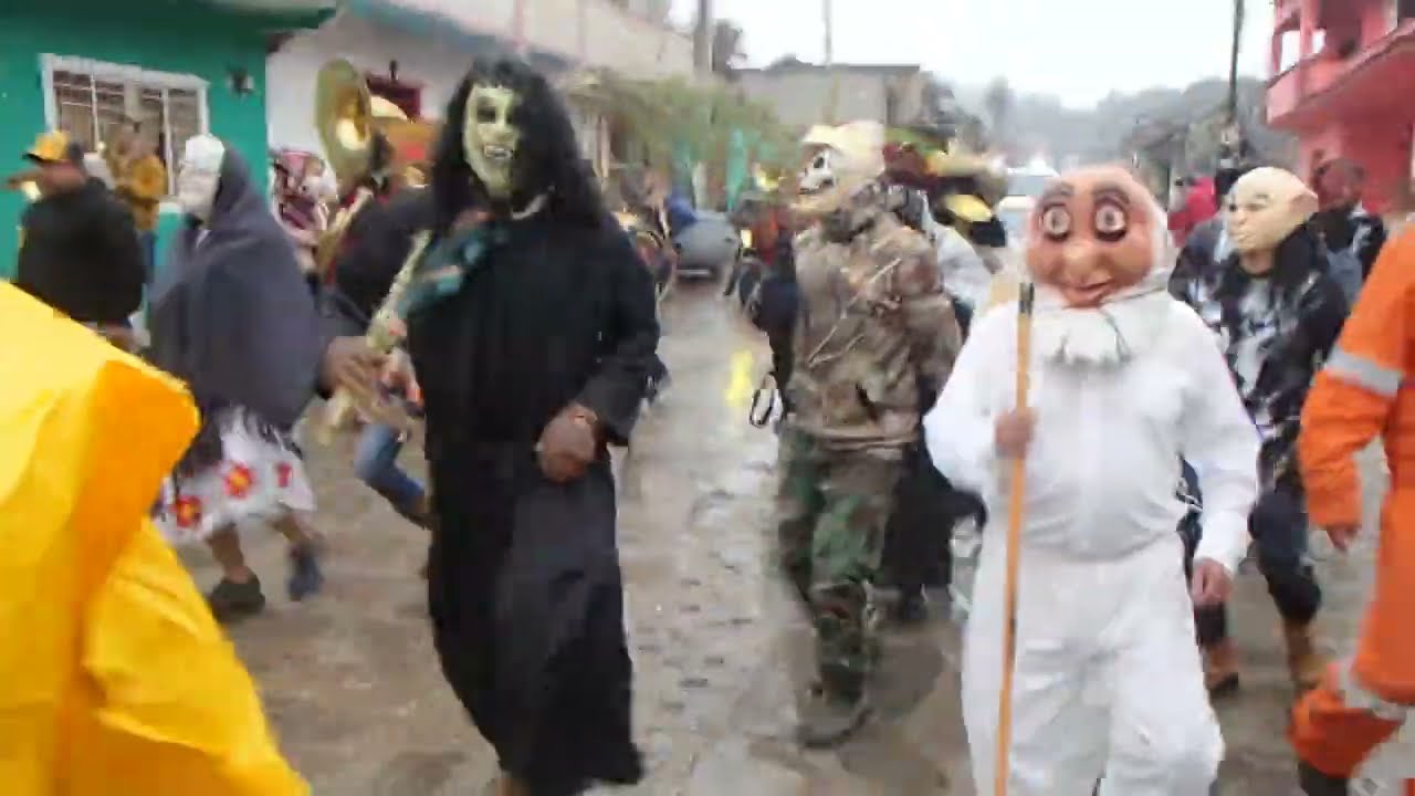 Barrio Nuevo y La Esperanza se topan en las calles del #CarnavalCalnali2022