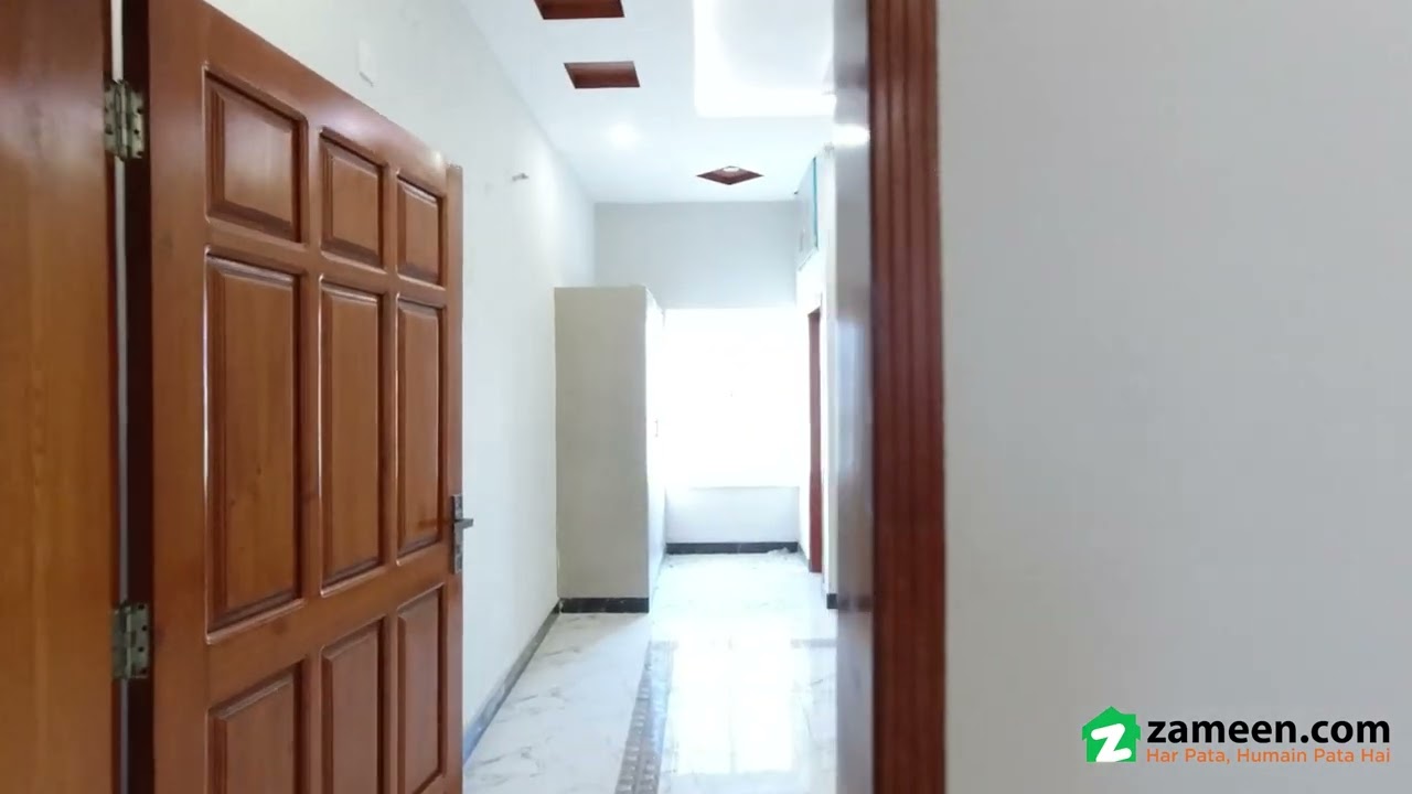 8 MARLA HOUSE FOR SALE IN  E-18, ISLAMABAD