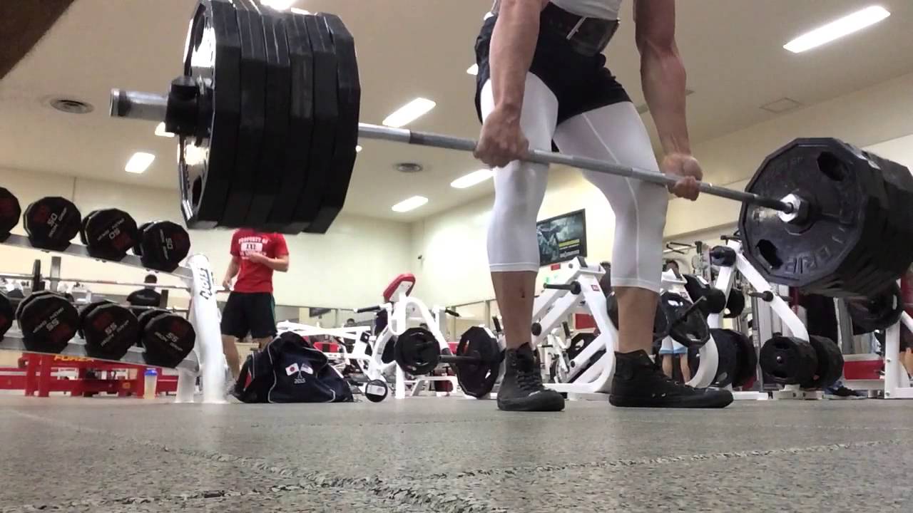 585 lb powerlift Aaron baxter