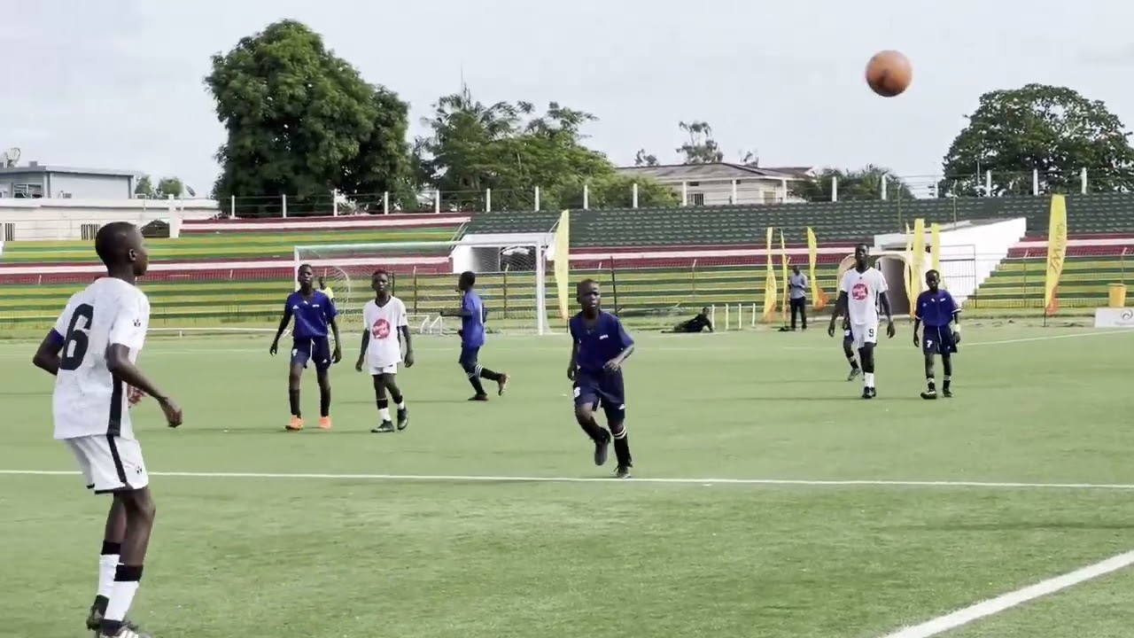 Championnat scolaire 2023-2024 / Phase régionale: CS Le R.O.MARIO U15 vs Lycée Attiégou (7-1)