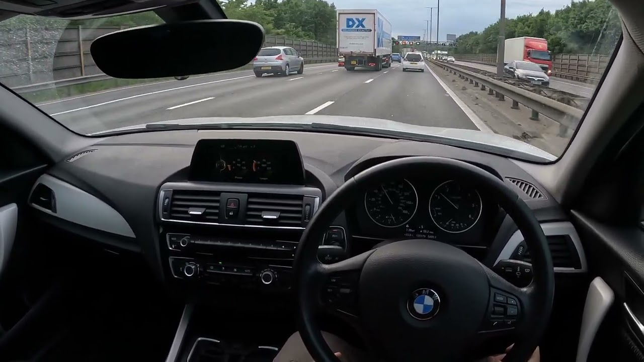 2016 BMW 116D ED Plus F20 4K POV - Motorway Drive