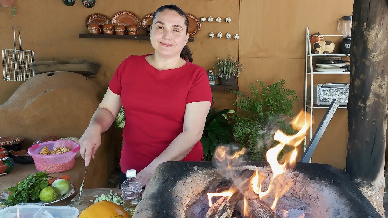 Ensalada campestre con tostadas echas en casa