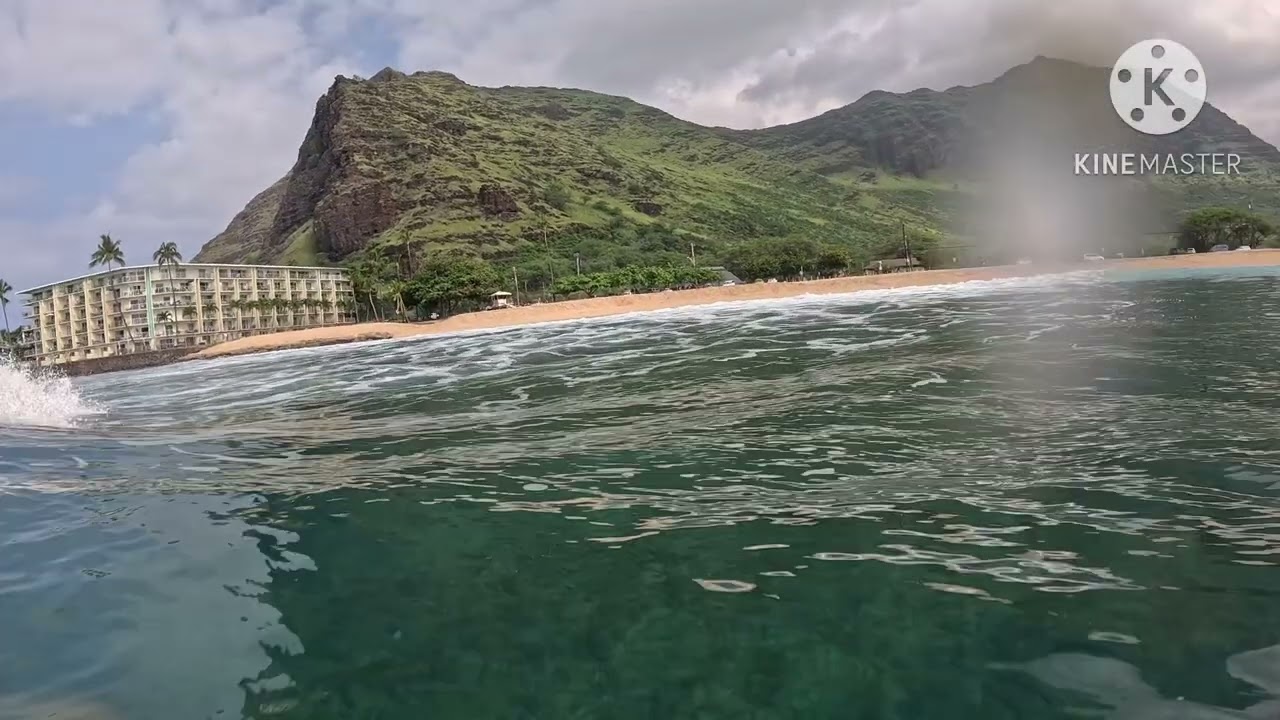 Bodyboard surfing,