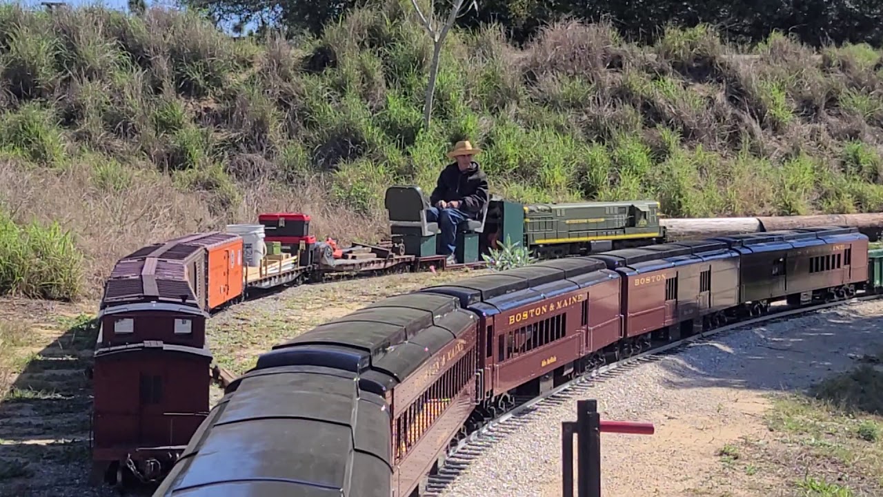 Bob Wattecamp's H10 making a full lap at Ridge Live Steamers with a full length passenger consist.