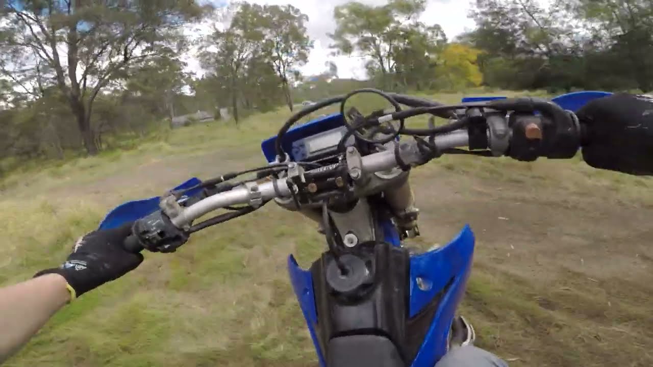 Ripping Around On The 2007 Wr450F!!