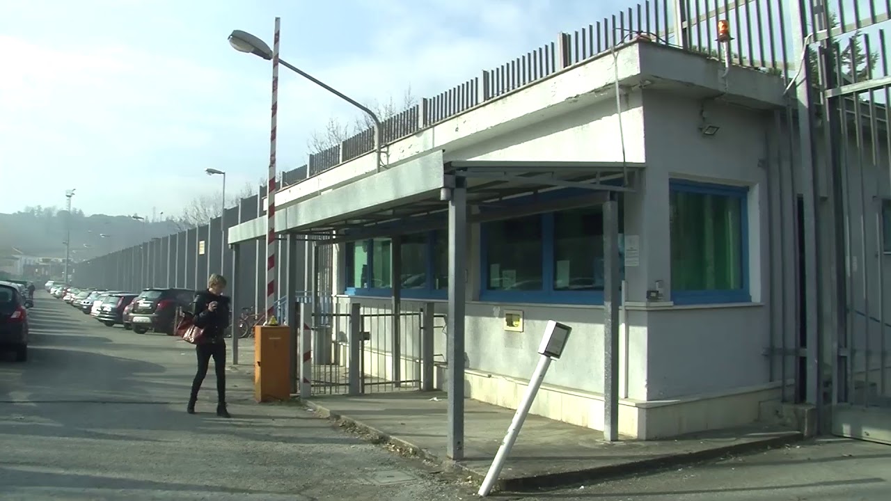 RIMINI: Sesso con 15enne, prof in cella per evitare reiterazione del reato | VIDEO