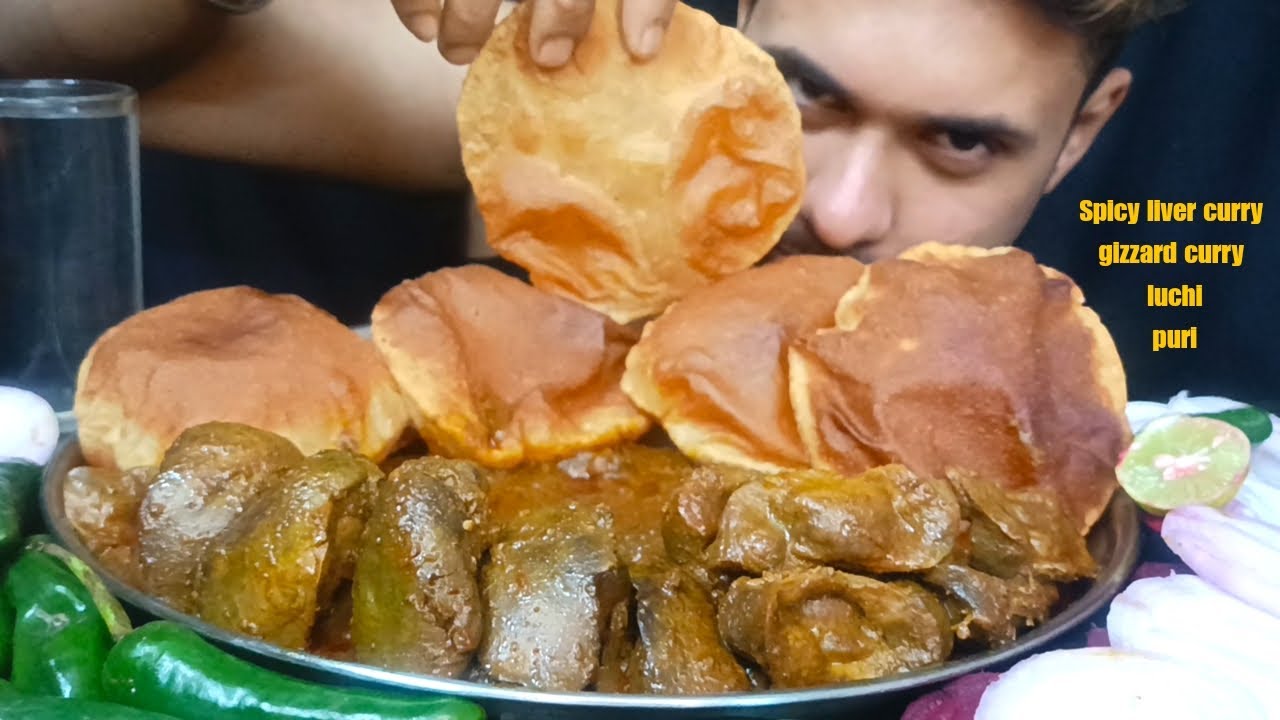 Spicy 🔥 chicken liver gizzard curry puri / luchi eating asmr #mukbang #asmr #eatingshow 