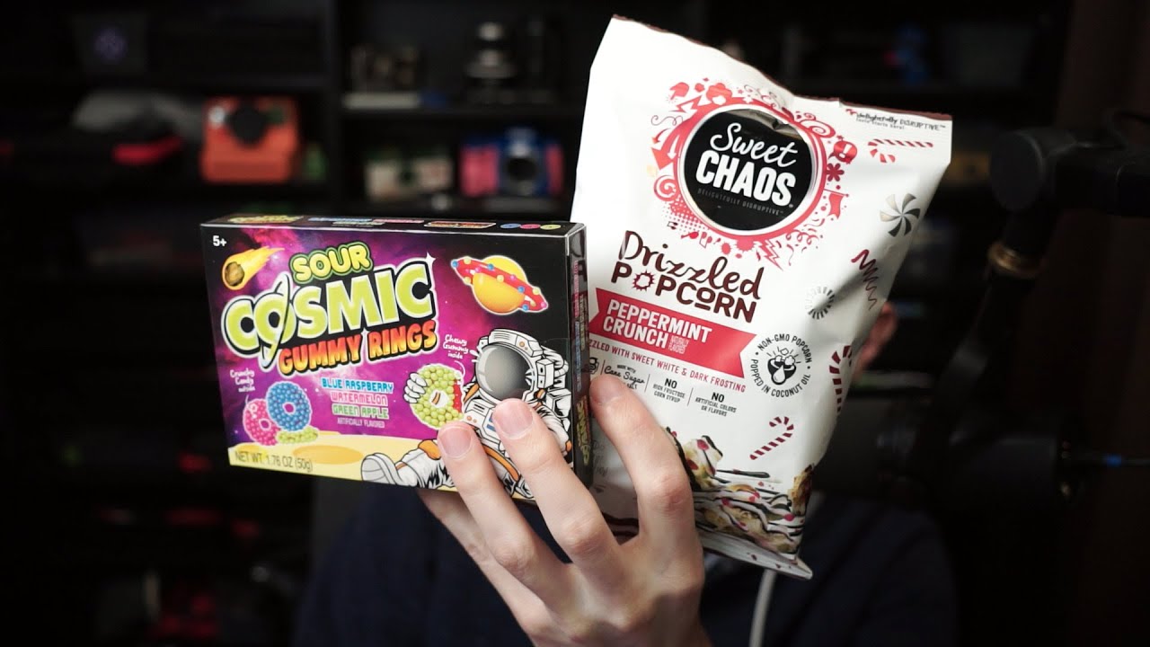 Trying Hilco sour cosmic gummy rings and Sweet Chaos drizzled popcorn! 🍬🌽 Plus 🥠