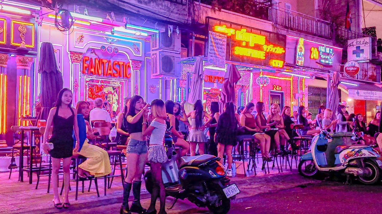 Nightlife Capital of Cambodia 🇰🇭 Phnom Penh After Dark 2026