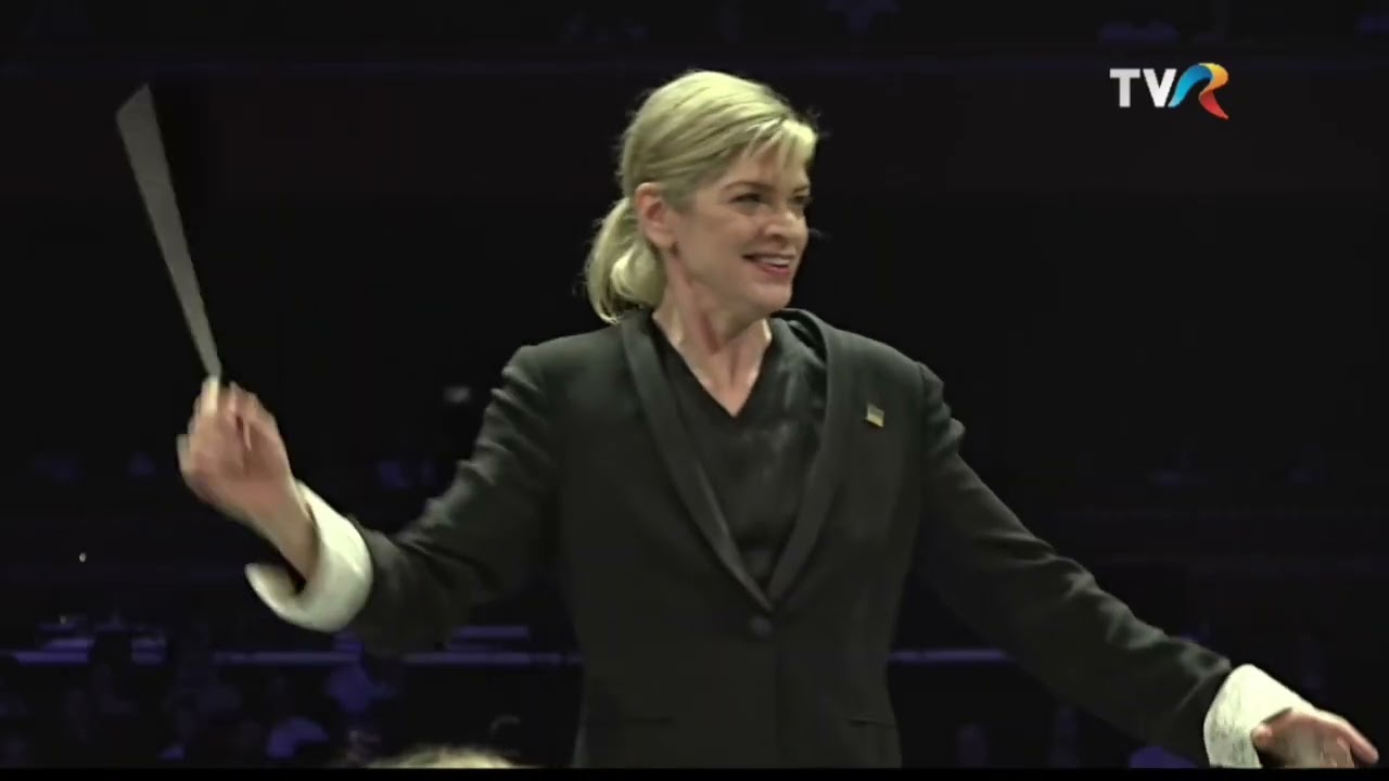 Ukrainian Freedom Orchestra, Keri-Lynn Wilson- Dvorak Symphony No. 8