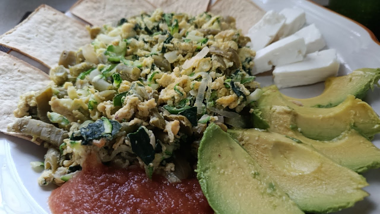 DESAYUNO SALUDABLE 🍳🥚🧀🧅🫑🥬🥑🥒