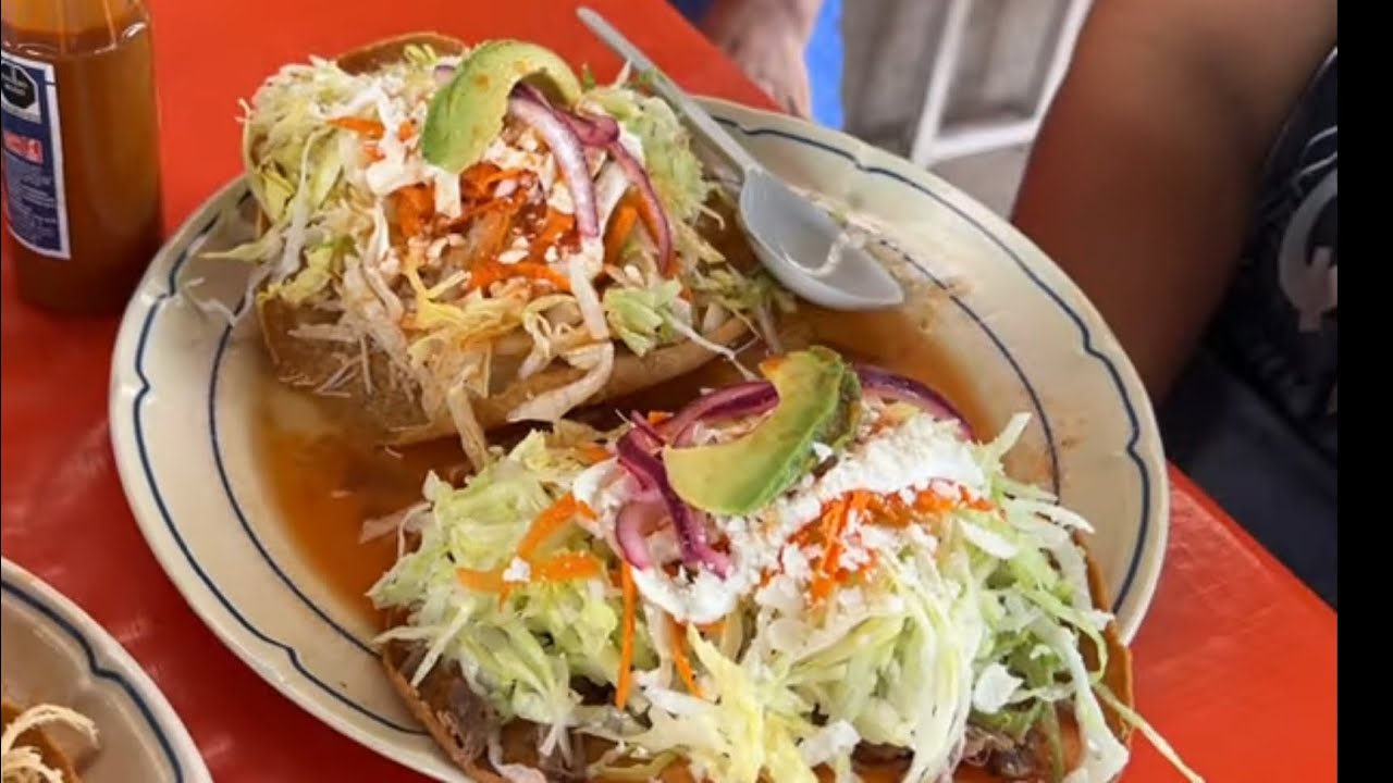Los mejores tacos dorados de camarón y el mejor puerquito echado se los dejamos aquí