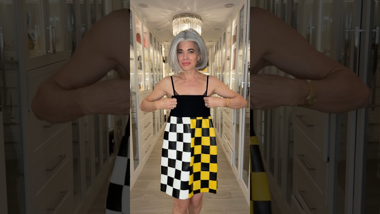 I am CRAZY for FASHION 💛🖤🏁 #StyleCreator