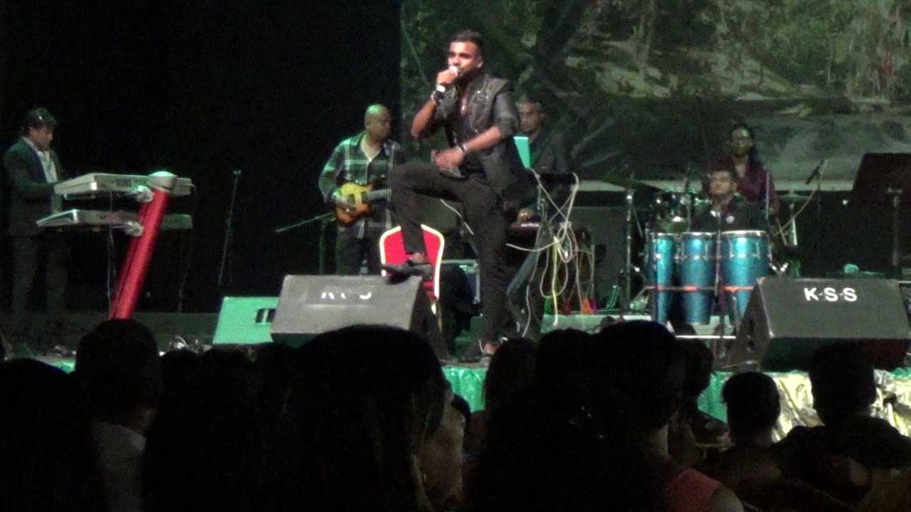 NISHARD MAYRHOO 03