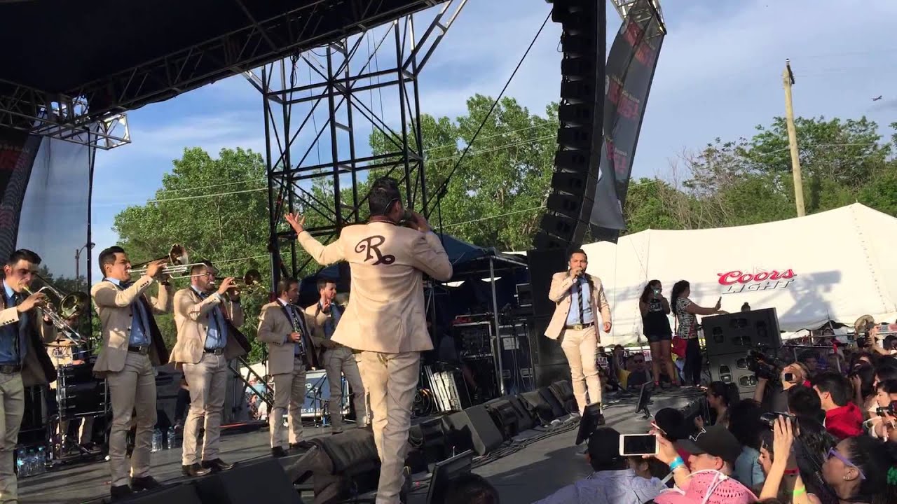 Banda el Recodo el plaza garibaldi 2015