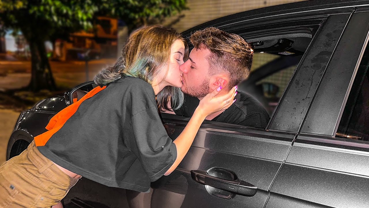 NÃO ACREDITO QUE A NICOLLY BEIJOU O BOY LIXO…