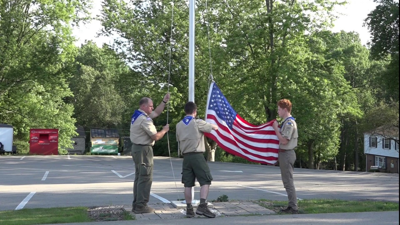 Properly Raising an American Flag