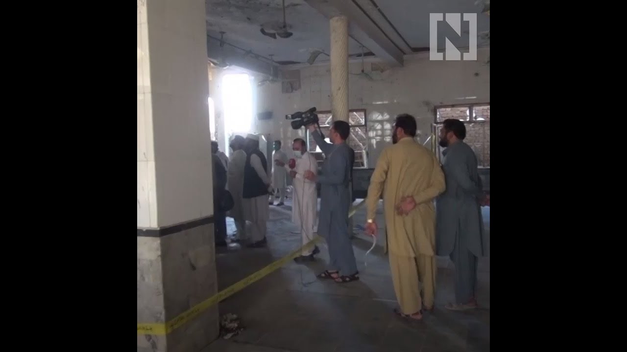 Eight dead in Peshawar religious school bomb attack