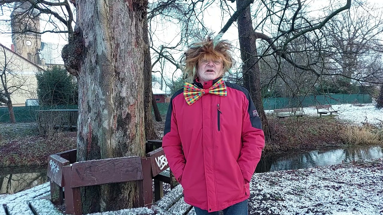 Herr Schlauschlau in Schmachtenhagen