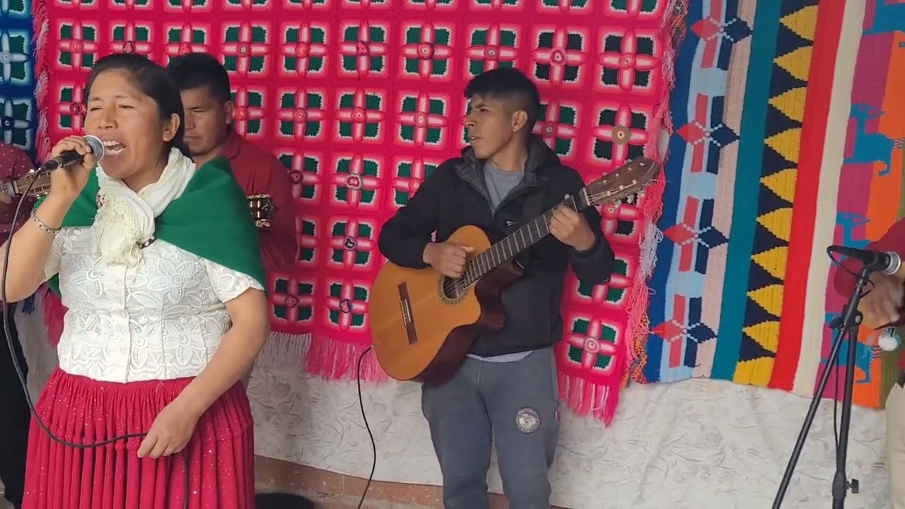 Jatun atiyninway Jesús kutimunqa Hermanos de Don Torcuato, Familia Coro