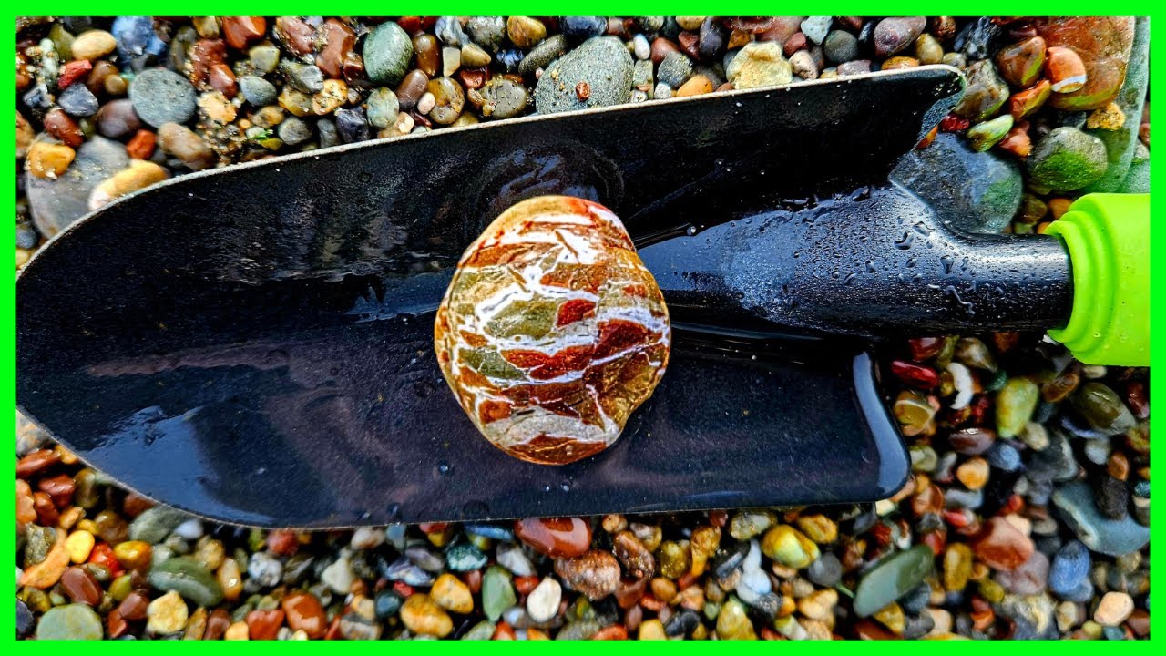Rare Agates & Ocean Jasper Discovered on California Beach