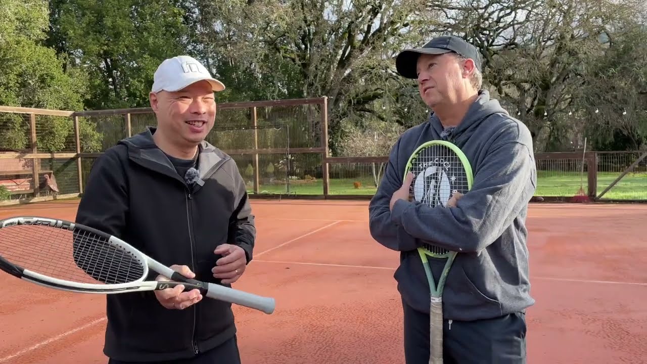 WHY CAN'T COACH STEVE USE POLYESTER STRINGS?  WHAT DOES HE USE AND WHY IT DOESN'T HURT HIS ARM?