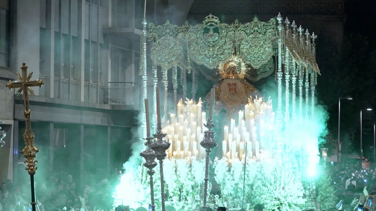 CORONACIÓN CANÓNICA DE LA VIRGEN DEL ROCÍO - PROCESIÓN TRIUNFAL - BM CRUZ ROJA