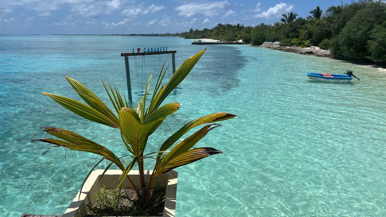 Canareef Maldives - Premium Beach Villa with Whirlpool 