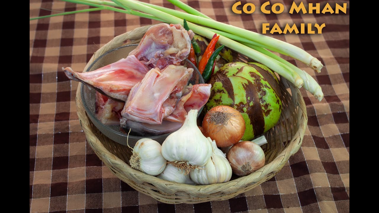 Elephant Apple fruit and Fish Head Soup ( သပြုသီးငါးခေါင်းဟင်း )( သျပဳသီးငါးေခါင္းဟင္း )