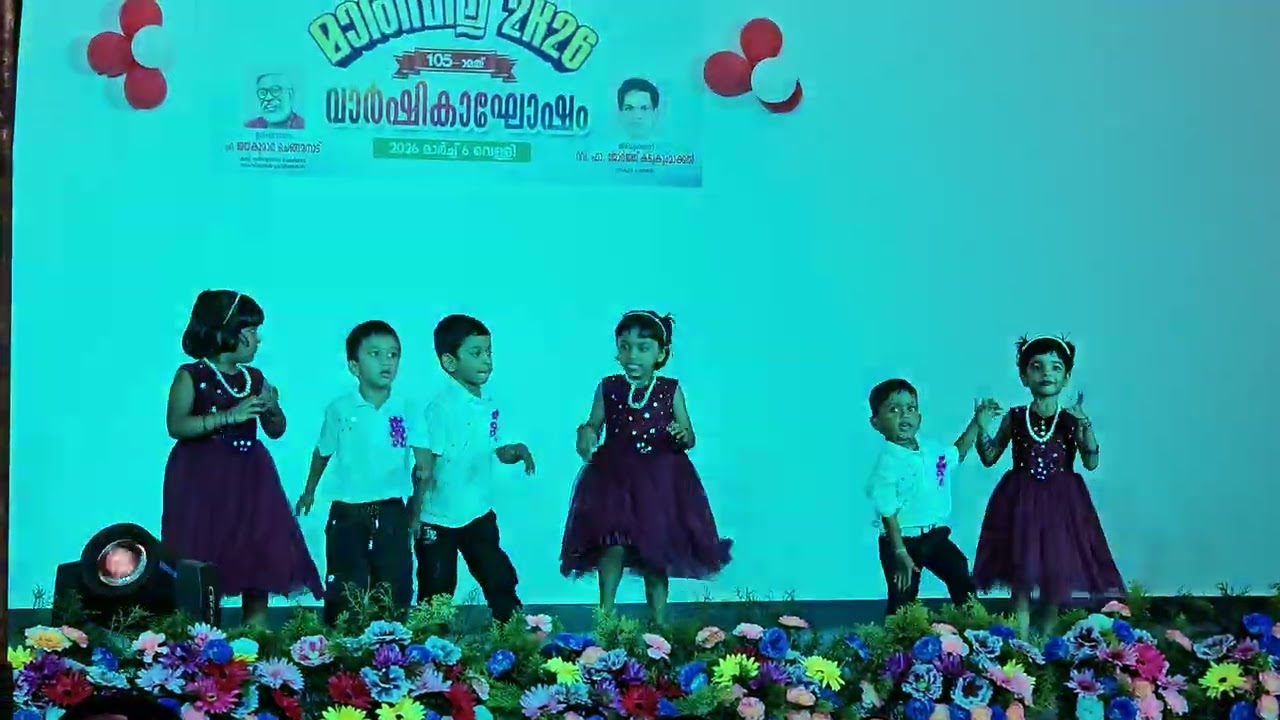 Little Dancers on Stage !