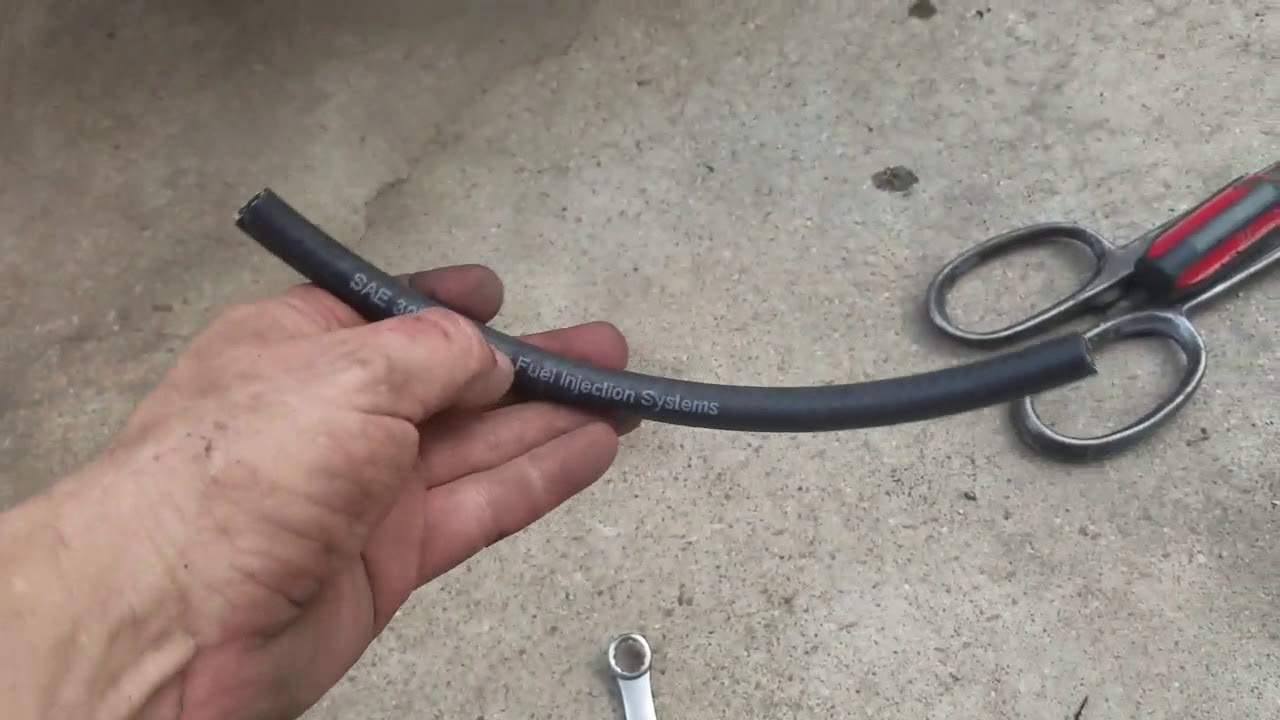 Super Beetle fuel line fixes