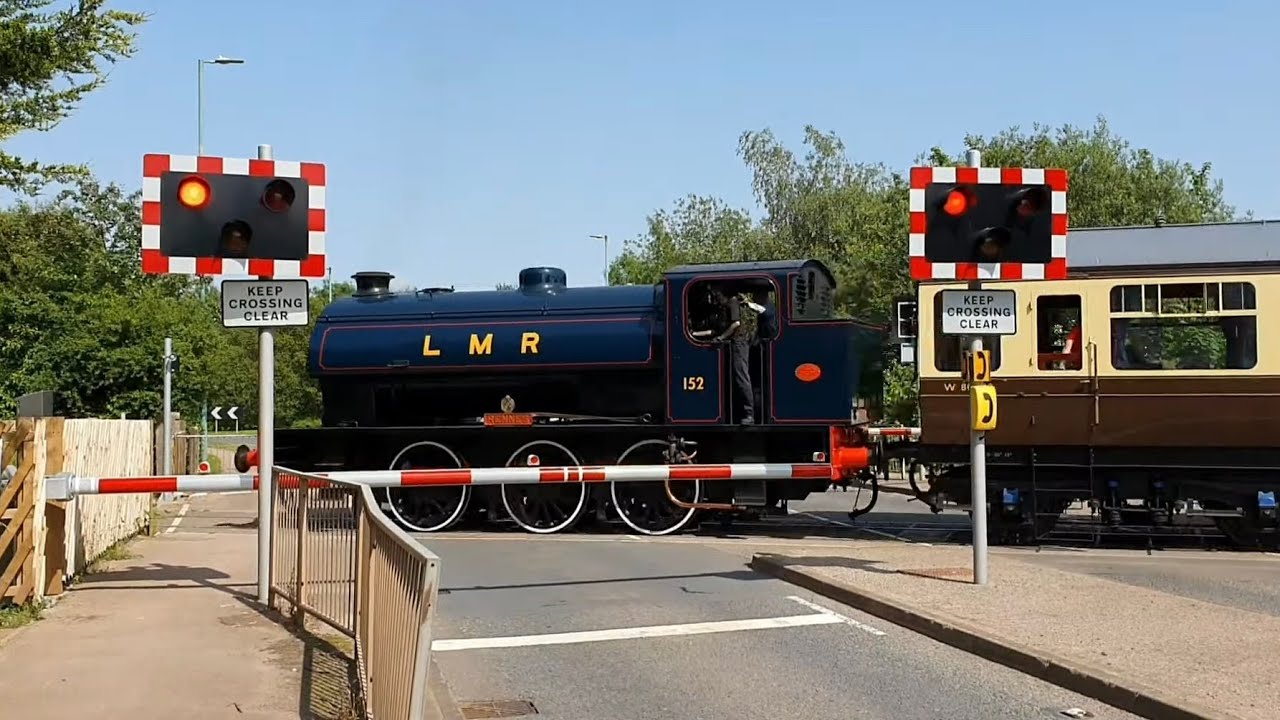 Lydney Bypass Level Crossing, Gloucestershire