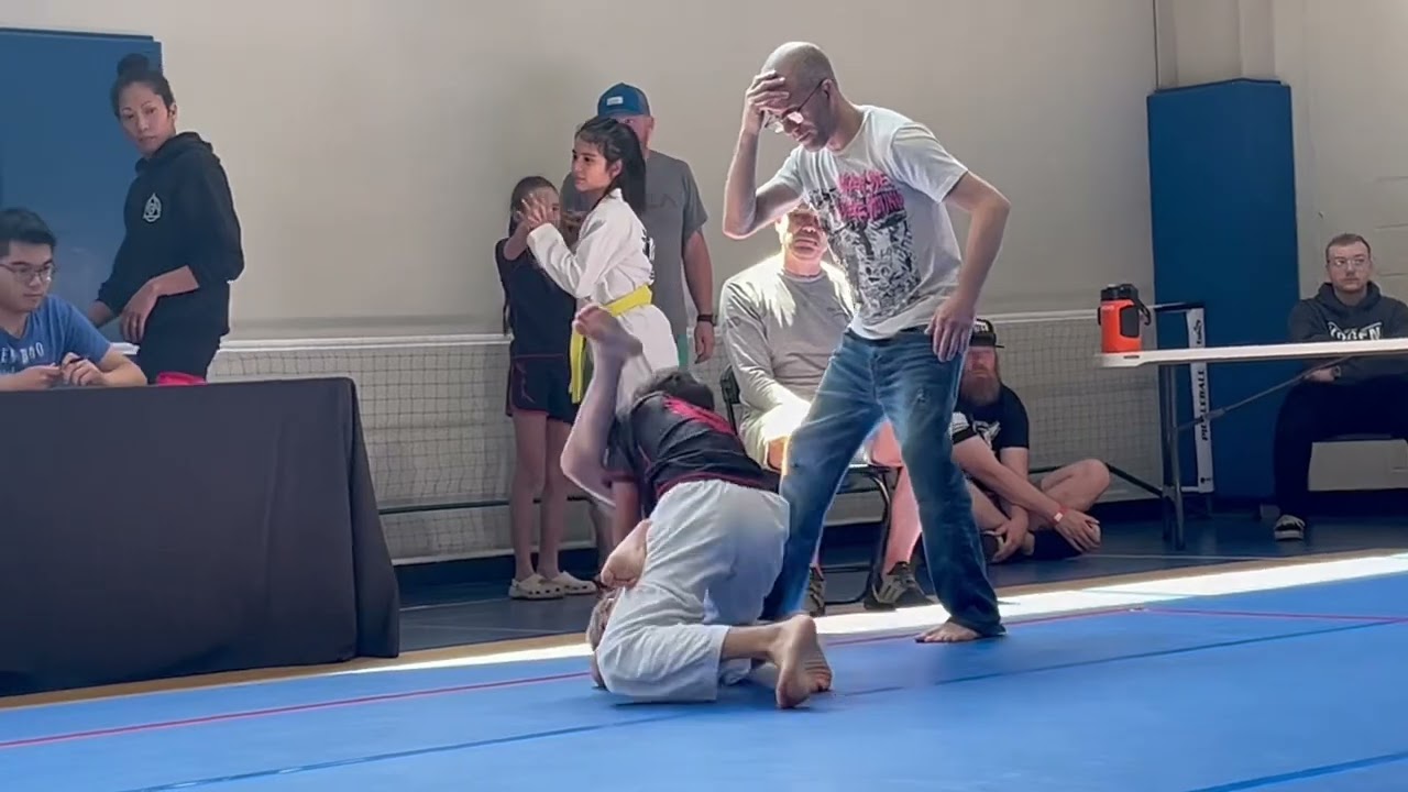 Sawyer 1st match 2nd BJJ competition - Shrimp Roll
