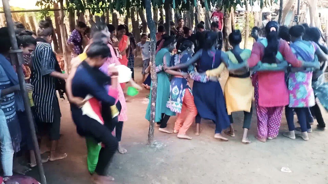 ग्राम - कोलर , अन्तागढ़ (कांकेर) में बिहाव (मड़वा ) नाचते हुए फूल मस्ती 30/06/2021