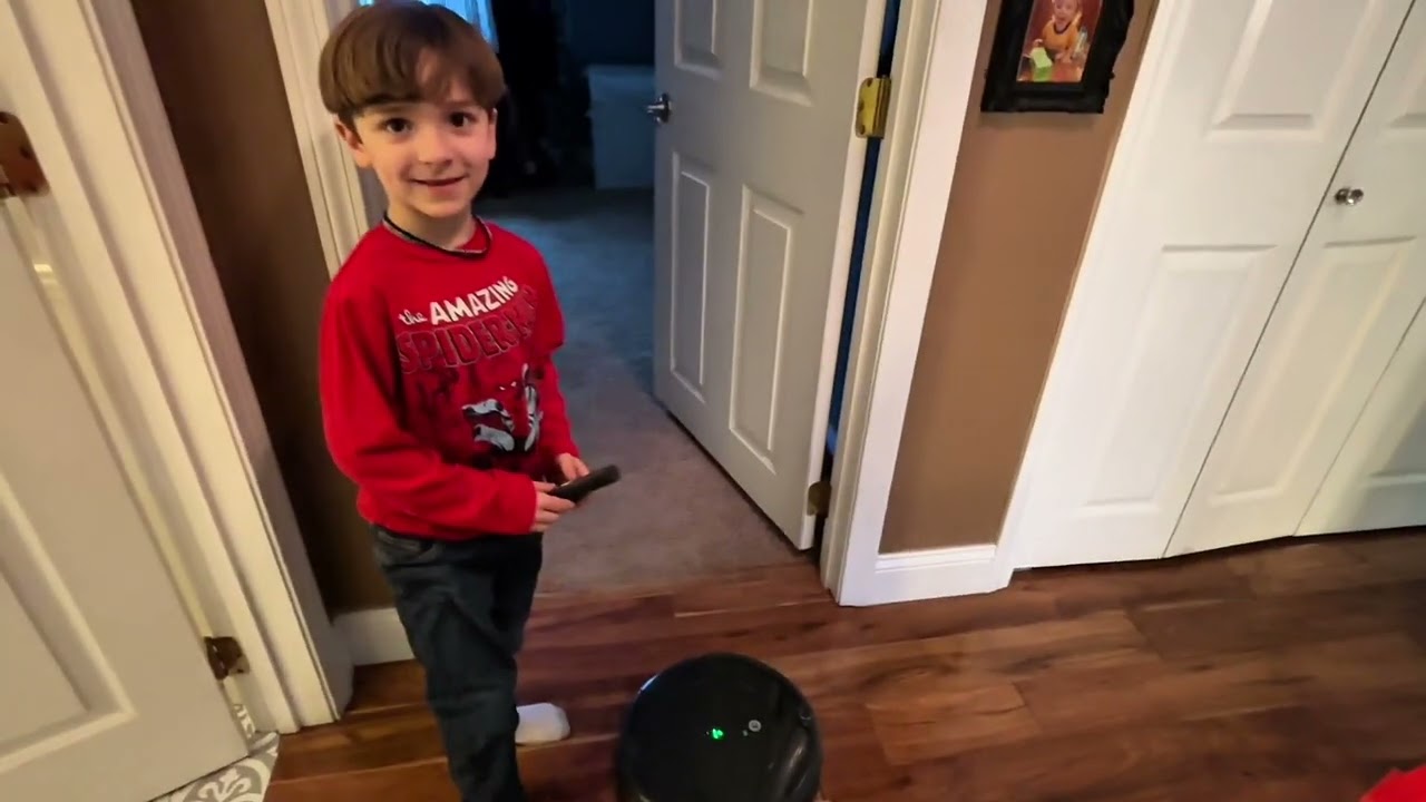 Can a Roomba Run Through an Obstacle course?!