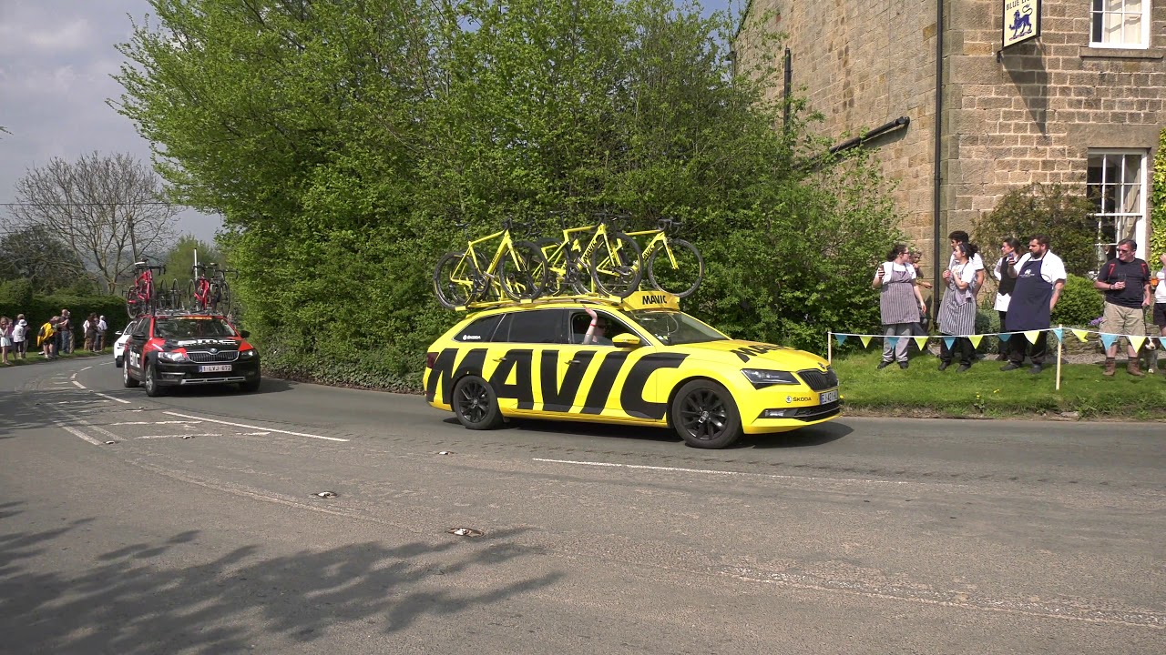 Tour De Yorkshire 2018 through East Witton (4K)