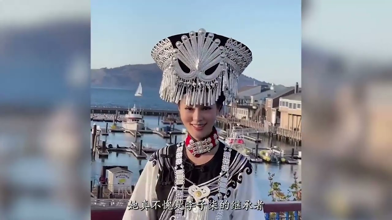 川妹着汉服游荡在美国街头，令无数老外吃惊不已，连行跪拜之礼！